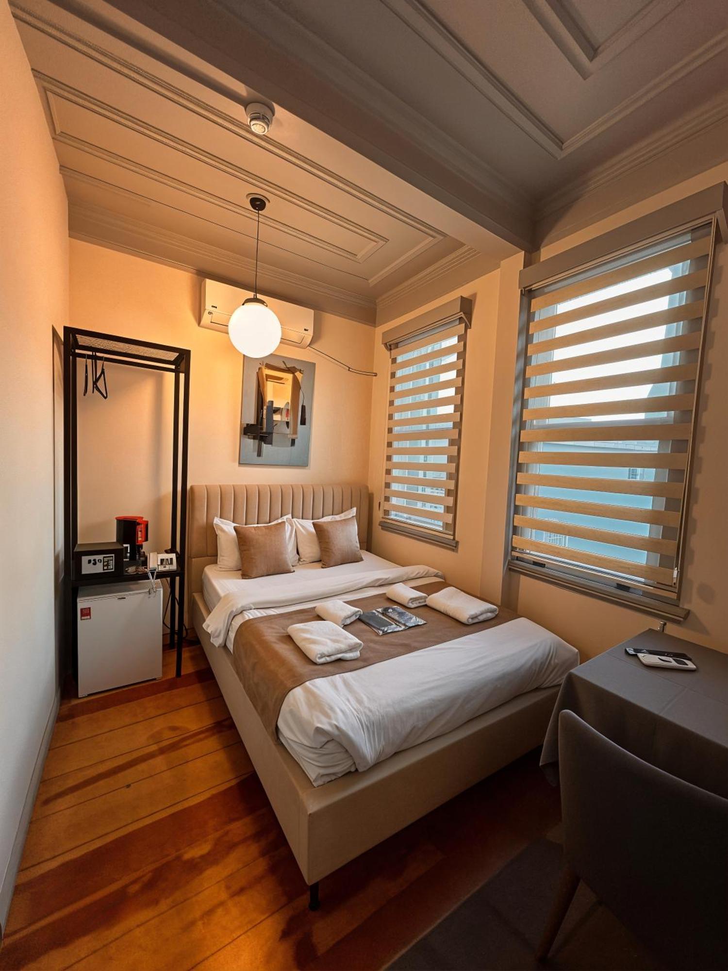 Gen Plus Istanbul Exterior foto